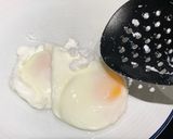 Foto langkah ke 3 dari resep Telur apung.