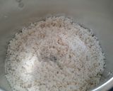 Hình bước làm 2 của món Xôi lạp xưởng