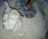 A picture of step 2 of Home made ghee.