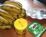 A picture of step 1 of Banana Milo smoothie.