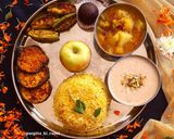 A picture of step 5 of Odia style moong dal khichdi.