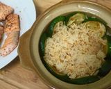 รูปขั้นตอนการทำที่ 3 ของ ข้าวอบชีสซัลม่อนหม้อดิน