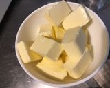 Une image de l'étape 1 de Gâteau renversé caramélisé à l'ananas et rhum.