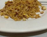 Foto langkah ke 4 dari resep Mie rebus goreng.
