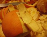 Foto del paso 3 de la receta: Cáscaras de Naranjas confitadas