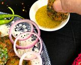 A picture of step 5 of Pui Shak Chingri Bora (Malabar Spinach & Prawn Pakora / Fritters - Bong style).