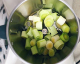 Foto del paso 1 de la receta: Vichyssoise o crema de puerros fría