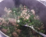 A picture of step 1 of Curly kale,spinach and meat.