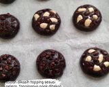 Foto langkah ke 3 dari resep Chocolate soft cookies.