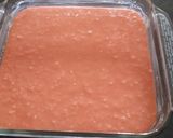Foto del paso 4 de la receta: Bizcocho de gelatina de fresa. 🍞🍓