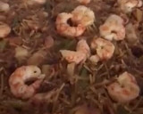 Foto del paso 12 de la receta: Fideuà de potón, gambones, ajos tiernos y dátiles medjol
