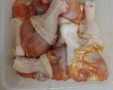 Foto langkah ke 3 dari resep Ayam goreng marinasi.