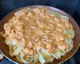 Foto del paso 2 de la receta: 🍝 Pasta con salsa de langostinos 🍤