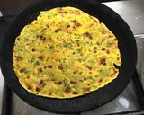A picture of step 6 of Methi thepla.