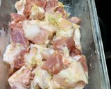 A picture of step 1 of 白菜滷 Stewed Chinese cabbage.