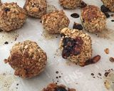 A picture of step 3 of Oatmeal Protein Balls.