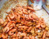 A picture of step 2 of Bánh Bột Lọc with Shrimp 🦐.