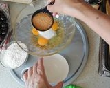 Foto del paso 1 de la receta: Clafoutis de cerezas al amaretto