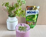 Foto langkah ke 4 dari resep Mixed Berries Lassi Matcha.