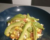Foto del paso 7 de la receta: Ensalada con vinagreta de pepinillos y aceitunas