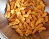 A picture of step 1 of Kurkure chips bhel.