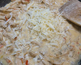 Foto del paso 4 de la receta: Crepes de pollo, cebolla y nata