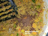 Fried couscous with spinach and egg sauce