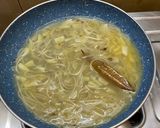 A picture of step 3 of Vegetable Noodle Soup.