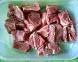 Foto langkah ke 1 dari resep Rendang Daging dan Baby Potato.