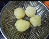 A picture of step 1 of Vegetable Aloo Tikki Burger.