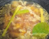 Foto langkah ke 2 dari resep Semur Ceker Ayam dan Bakso.