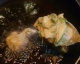 A picture of step 2 of Pyaaz Pakoray.