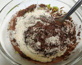 Foto del paso 2 de la receta: Crema de cacao con aguacate o caqui