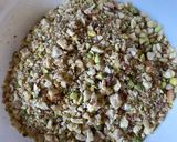 A picture of step 3 of Khorak (sindhi sweet).