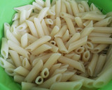 Foto del paso 2 de la receta: Macarrones con crema de almendras y queso feta