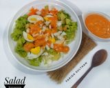 Foto langkah ke 4 dari resep Salad Sayuran Segar Saus Mayo Pedas.