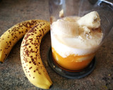 Foto del paso 1 de la receta: Batido de plátano con naranja al Ron 🍌