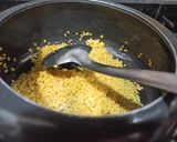 मूंग दाल हलवा कुकर में(moongdaal halwa cooker me recipe in hindi) रेसिपी चरण 1 फोटो