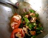 รูปขั้นตอนการทำที่ 9 ของ ยำถั่วพูกุ้งสดไข่ต้มยางมะตูม