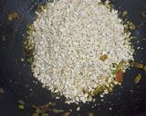 A picture of step 2 of Healthy Veg oats.