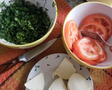Foto del paso 1 de la receta: Ensalada de tomate y queso 🍅 🧀