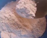 A picture of step 1 of Sooji Cake.