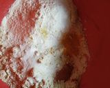 A picture of step 1 of Onion Crakers.