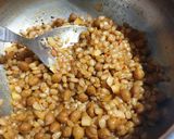 A picture of step 4 of Chana gehu masala.