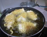 Foto langkah ke 10 dari resep Bekal Cihuy Si Kecil: noodles roll, potato cheese balls and yumyum salad 👦👧 (sosis otak-otak gulung mie, bola-bola kentang keju dan salad sayuran yumyum).