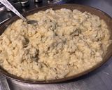 Une image de l'étape 10 de Gratin de chou fleur aux deux sauces, ail et emmental râpé.