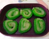 Foto langkah ke 7 dari resep Lapis Singkong Gulung.