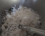 A picture of step 2 of Phodnicha rice.