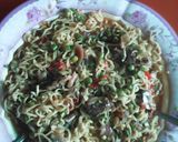 A picture of step 7 of Indomie With spicies.
