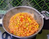 A picture of step 6 of Protein rich Soya chunks Chana daal Masala.